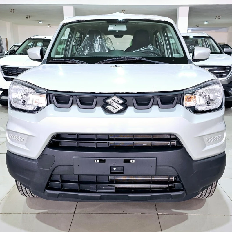 Suzuki S-Presso 1.0L MT Petrol
